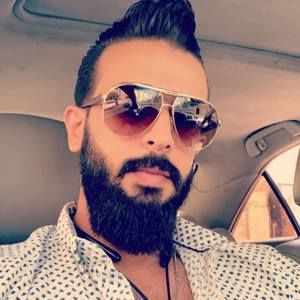 Meet your Posher, Laith